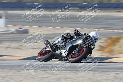 media/Sep-20-2025-Race Pace (Sat) [[d4e1b33f4d]]/Verified/Turn 14 (930am)/